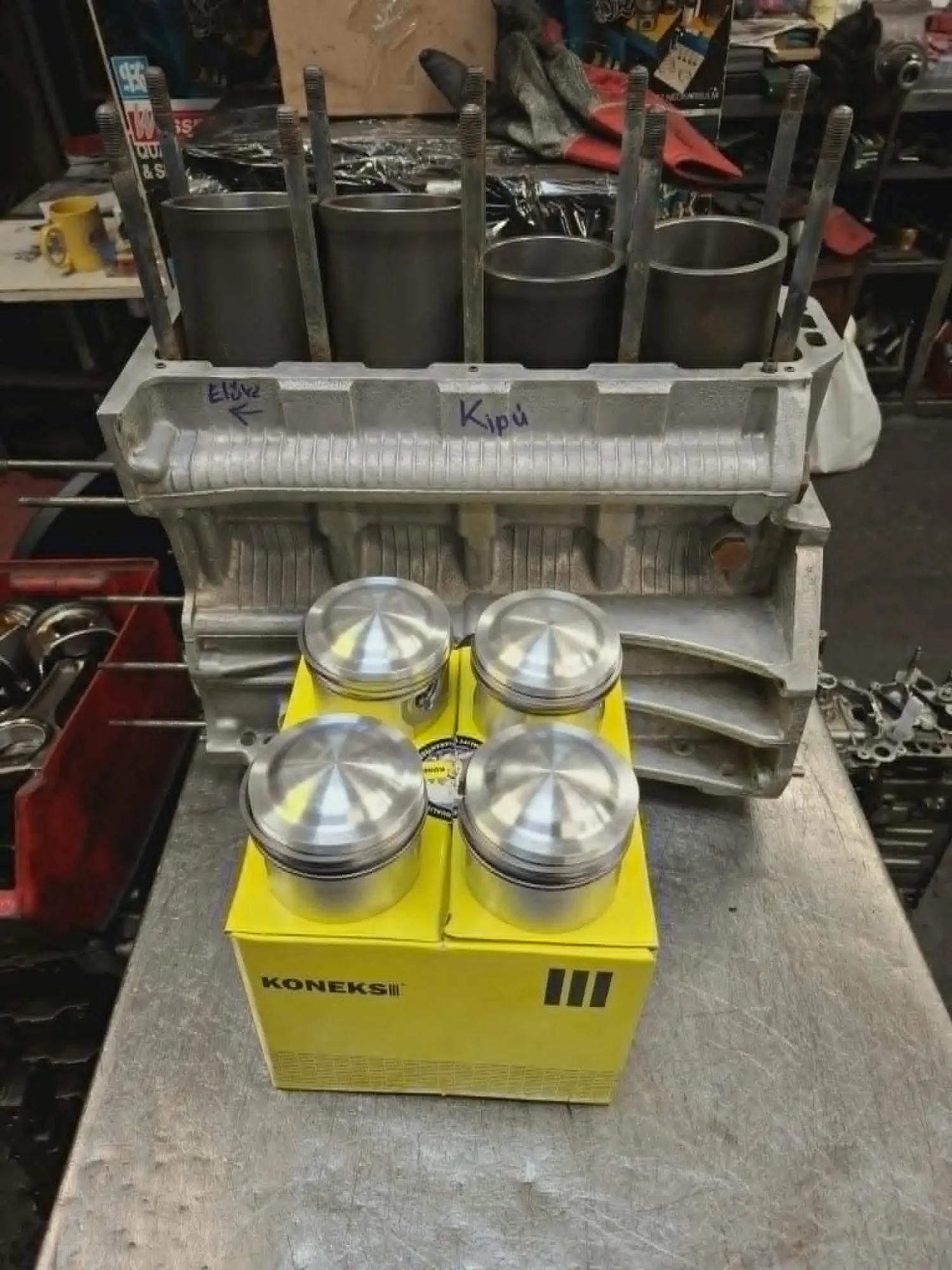 Ferrari V-motor blokk